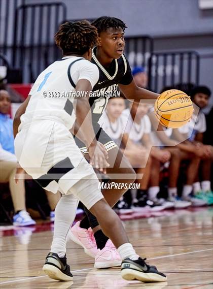 Thumbnail 2 in Burbank vs. Chavez (Cordova Christmas Tournament) photogallery.