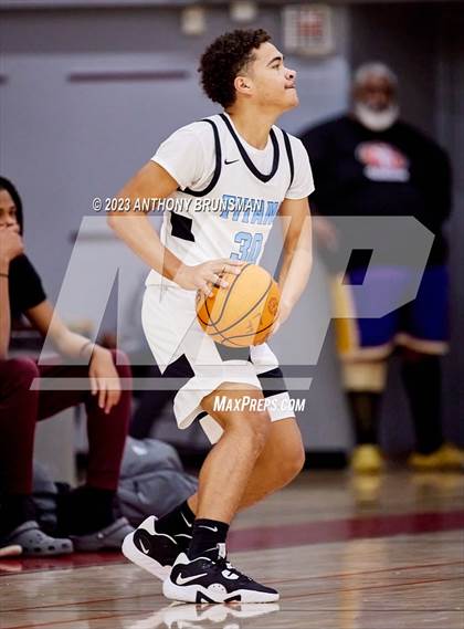 Thumbnail 1 in Burbank vs. Chavez (Cordova Christmas Tournament) photogallery.