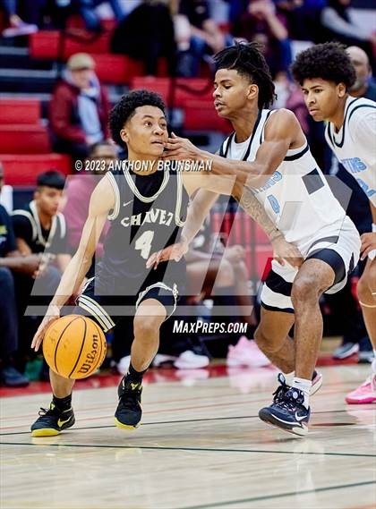 Thumbnail 2 in Burbank vs. Chavez (Cordova Christmas Tournament) photogallery.