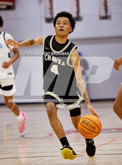 Thumbnail 1 in Burbank vs. Chavez (Cordova Christmas Tournament) photogallery.