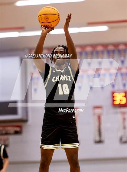 Thumbnail 2 in Burbank vs. Chavez (Cordova Christmas Tournament) photogallery.