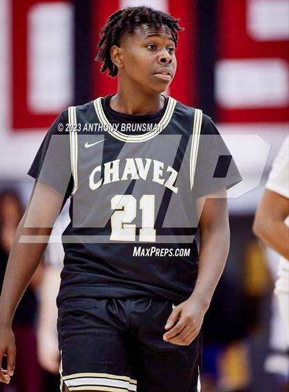 Thumbnail 2 in Burbank vs. Chavez (Cordova Christmas Tournament) photogallery.