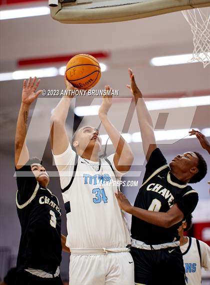 Thumbnail 3 in Burbank vs. Chavez (Cordova Christmas Tournament) photogallery.