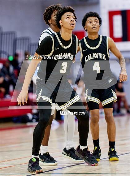 Thumbnail 2 in Burbank vs. Chavez (Cordova Christmas Tournament) photogallery.