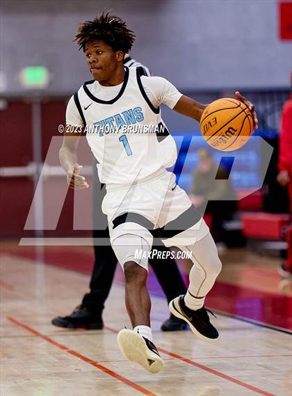 Thumbnail 1 in Burbank vs. Chavez (Cordova Christmas Tournament) photogallery.