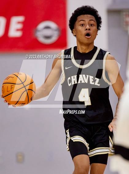 Thumbnail 2 in Burbank vs. Chavez (Cordova Christmas Tournament) photogallery.