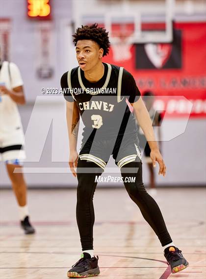 Thumbnail 3 in Burbank vs. Chavez (Cordova Christmas Tournament) photogallery.