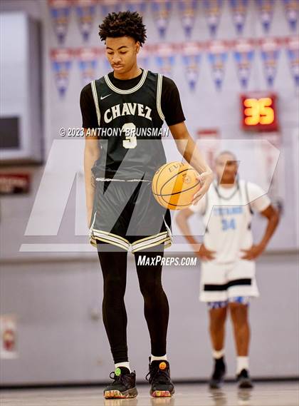 Thumbnail 3 in Burbank vs. Chavez (Cordova Christmas Tournament) photogallery.