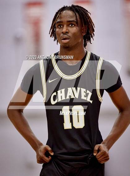 Thumbnail 1 in Burbank vs. Chavez (Cordova Christmas Tournament) photogallery.