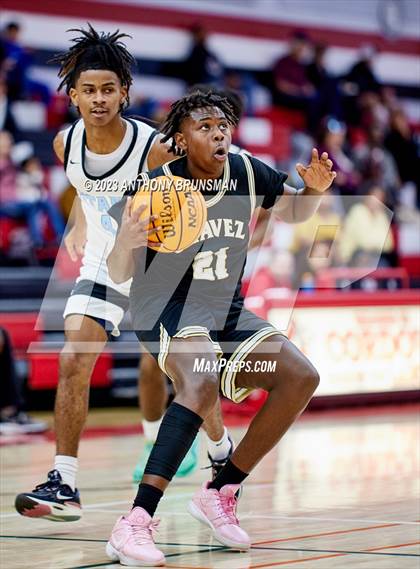 Thumbnail 1 in Burbank vs. Chavez (Cordova Christmas Tournament) photogallery.