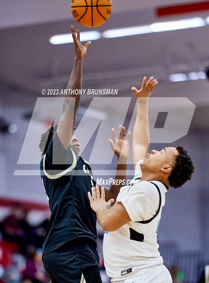 Thumbnail 3 in Burbank vs. Chavez (Cordova Christmas Tournament) photogallery.