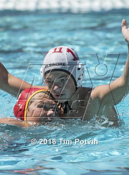 Thumbnail 3 in JV: Hemet vs Elsinore photogallery.