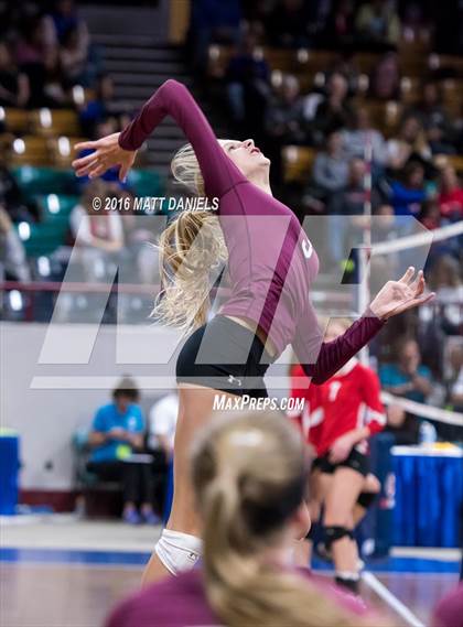 Thumbnail 1 in Cheyenne Mountain vs. Silver Creek (CHSAA 4A Playoff) photogallery.
