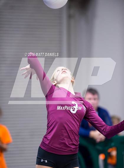 Thumbnail 3 in Cheyenne Mountain vs. Silver Creek (CHSAA 4A Playoff) photogallery.