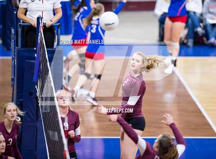 Thumbnail 3 in Cheyenne Mountain vs. Silver Creek (CHSAA 4A Playoff) photogallery.