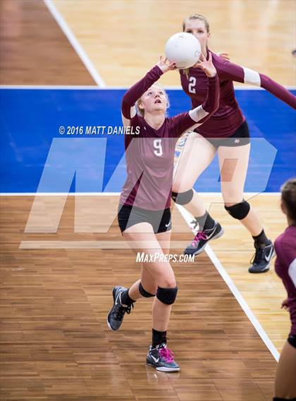 Thumbnail 3 in Cheyenne Mountain vs. Silver Creek (CHSAA 4A Playoff) photogallery.