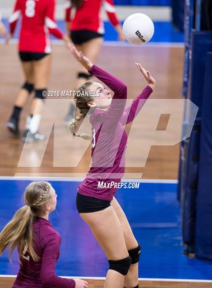 Thumbnail 2 in Cheyenne Mountain vs. Silver Creek (CHSAA 4A Playoff) photogallery.