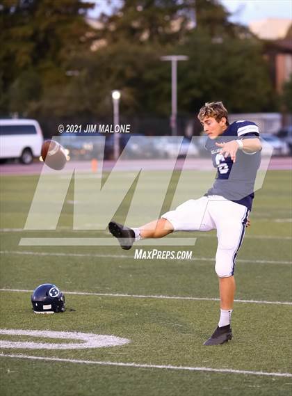 Thumbnail 3 in Saint Francis vs. Bellarmine College Prep photogallery.