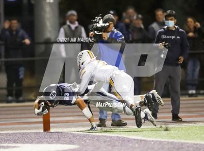 Thumbnail 3 in Saint Francis vs. Bellarmine College Prep photogallery.