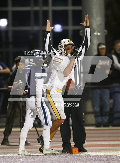 Thumbnail 1 in Saint Francis vs. Bellarmine College Prep photogallery.