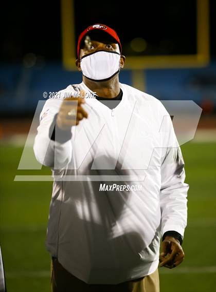 Thumbnail 2 in Saint Francis vs. Bellarmine College Prep photogallery.