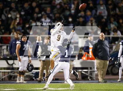 Thumbnail 3 in Saint Francis vs. Bellarmine College Prep photogallery.