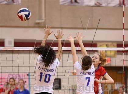 Thumbnail 2 in Westlake vs. Pflugerville photogallery.