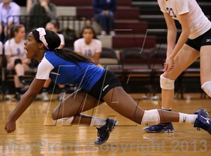 Thumbnail 2 in Westlake vs. Pflugerville photogallery.