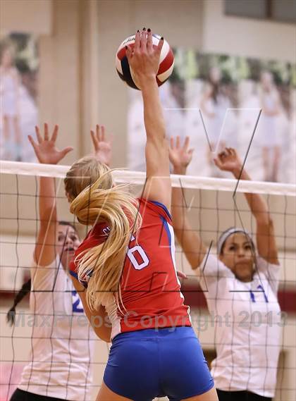 Thumbnail 1 in Westlake vs. Pflugerville photogallery.