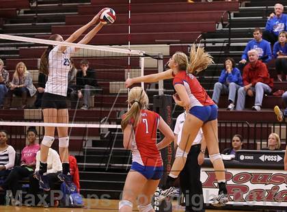 Thumbnail 3 in Westlake vs. Pflugerville photogallery.