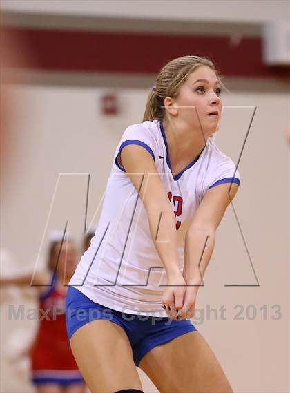 Thumbnail 3 in Westlake vs. Pflugerville photogallery.