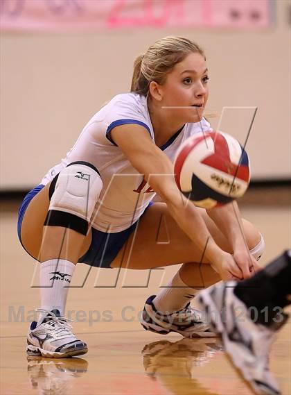 Thumbnail 1 in Westlake vs. Pflugerville photogallery.