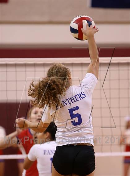 Thumbnail 1 in Westlake vs. Pflugerville photogallery.