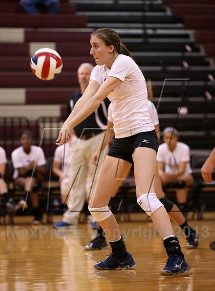 Thumbnail 2 in Westlake vs. Pflugerville photogallery.