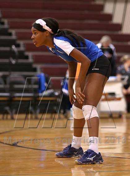 Thumbnail 3 in Westlake vs. Pflugerville photogallery.