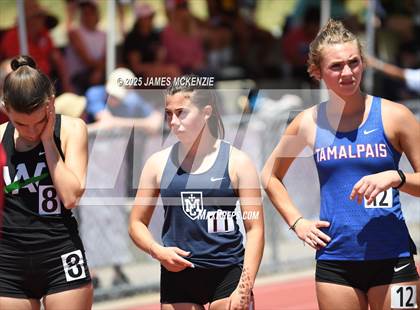 Thumbnail 3 in MCAL Finals (3200 Meters) photogallery.
