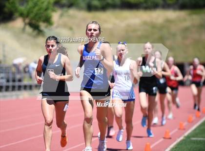 Thumbnail 2 in MCAL Finals (3200 Meters) photogallery.