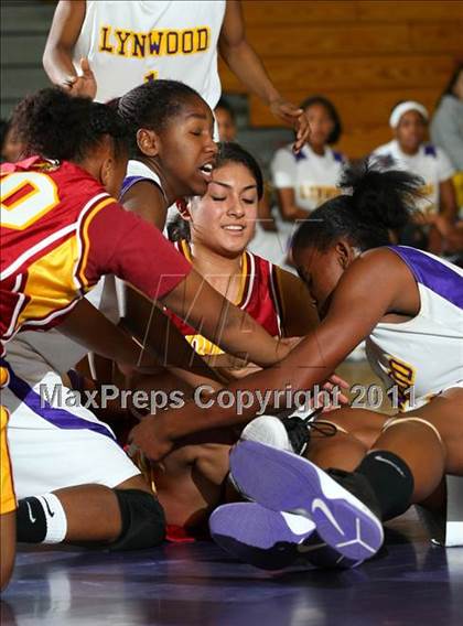 Thumbnail 2 in Downey @ Lynwood photogallery.