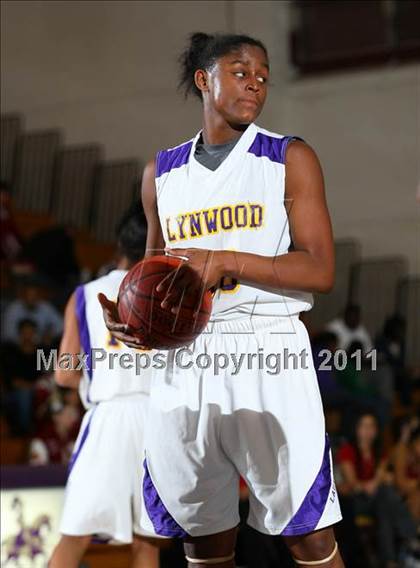 Thumbnail 1 in Downey @ Lynwood photogallery.