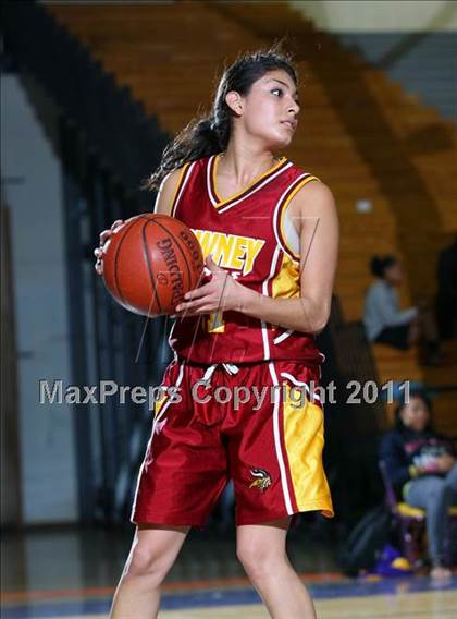 Thumbnail 2 in Downey @ Lynwood photogallery.