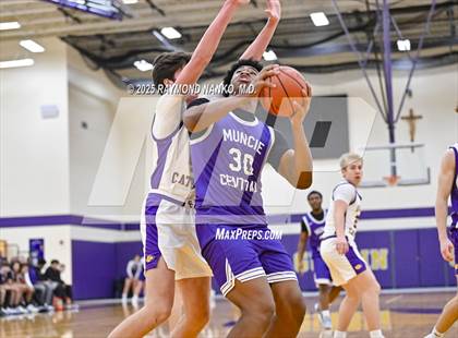 Thumbnail 1 in JV: Muncie Central @ Guerin Catholic photogallery.
