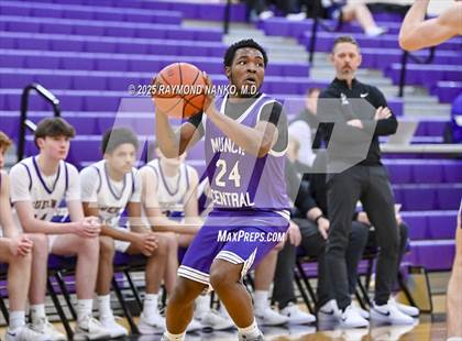 Thumbnail 3 in JV: Muncie Central @ Guerin Catholic photogallery.