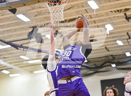 Thumbnail 1 in JV: Muncie Central @ Guerin Catholic photogallery.