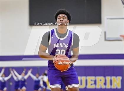 Thumbnail 3 in JV: Muncie Central @ Guerin Catholic photogallery.