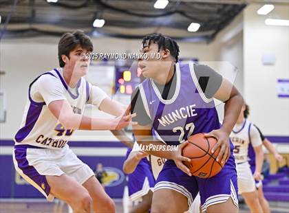 Thumbnail 2 in JV: Muncie Central @ Guerin Catholic photogallery.