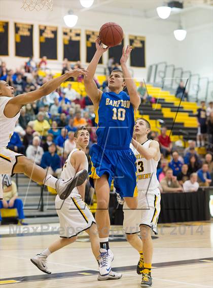 Thumbnail 2 in Hampton @ North Allegheny photogallery.