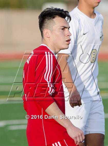 Thumbnail 2 in Cibola vs. South Mountain (AIA D2 Semifinal) photogallery.