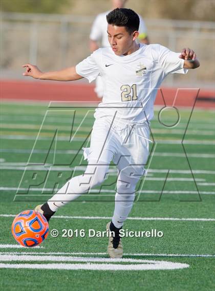 Thumbnail 3 in Cibola vs. South Mountain (AIA D2 Semifinal) photogallery.