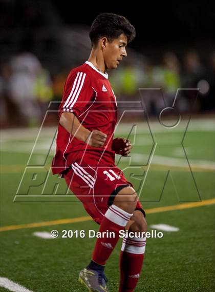 Thumbnail 2 in Cibola vs. South Mountain (AIA D2 Semifinal) photogallery.