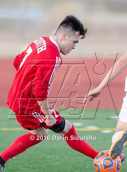 Thumbnail 1 in Cibola vs. South Mountain (AIA D2 Semifinal) photogallery.